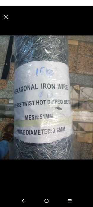 Rede galinheiro de torção tripla