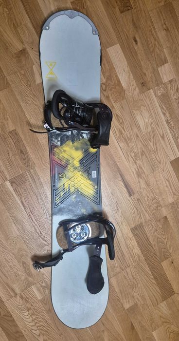 Deska snowboard burton