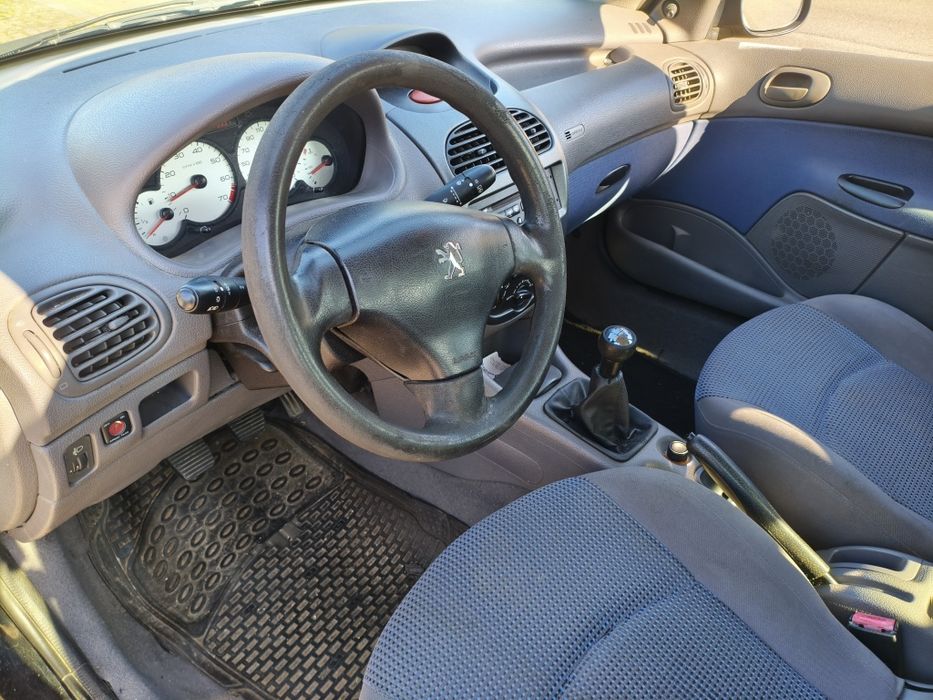 Peugeot 206 1.1 gasolina