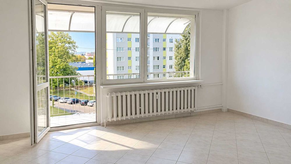 2-pokojowe mieszkanie z dużym balkonem – Osiedle Piastowskie