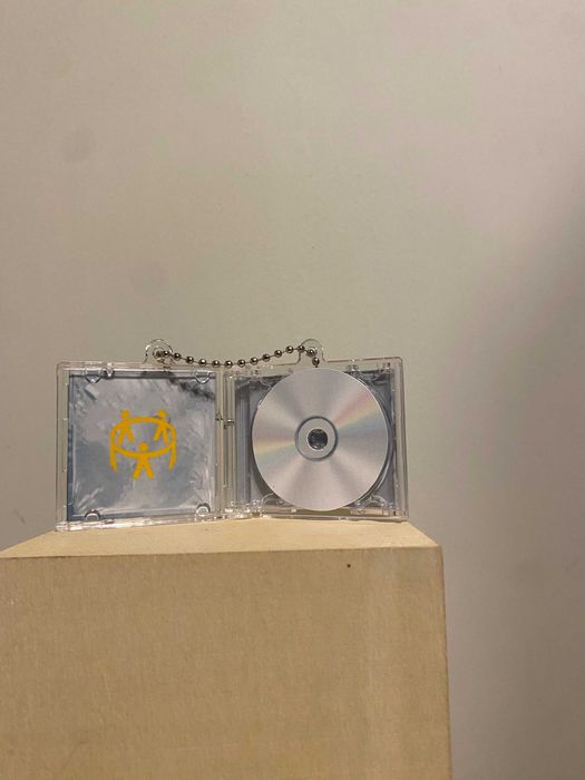 Brelok cd nfc Chivas - DWADZIEŚCIASIEDEM.