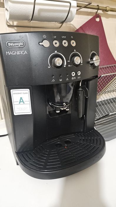 Кофемашина Б/У Delonghi Magnifica