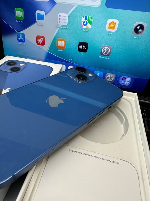 Продам телефон - айфон IPhone 13 256GB Blue