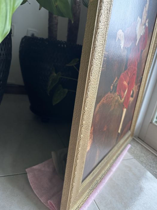 Quadro Decorativo Clássico com Moldura Dourada