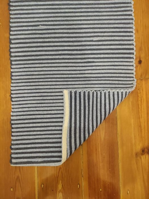 Tapete em tapeçaria como novo