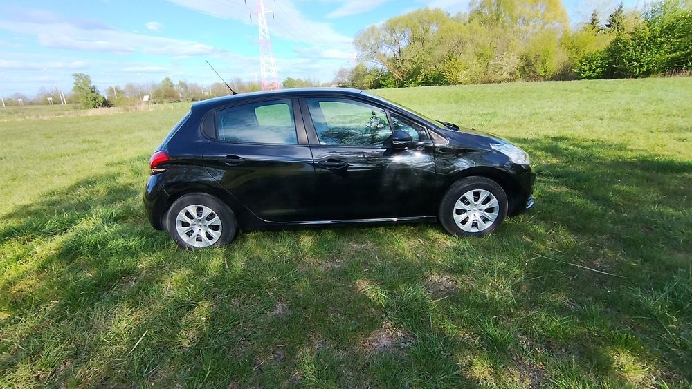 Peugeot 208 *Super Stan*