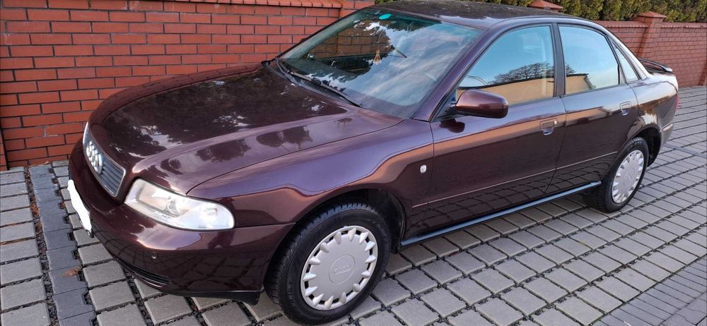 Audi A4 B5 Limousine 1,8 Klimatronic Doinwestowana ŁADNA Zadbana