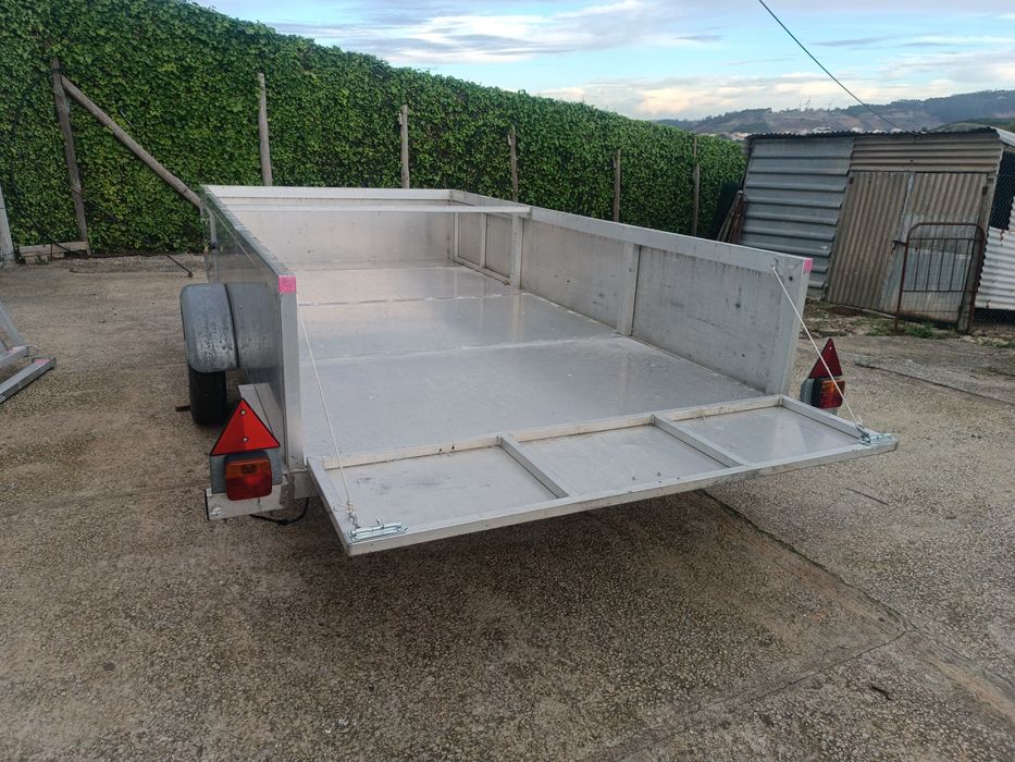 Atrelado Rebosov.  Todo em Alumínio