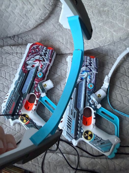 X Shot Skins Laser 360 Zestaw 2x Pistolet Laserowy Zasięg 55M + Okulary