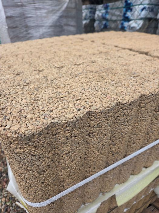 Obrzeże palisadowe 8x30x50, księżycowe karmel Okazja !