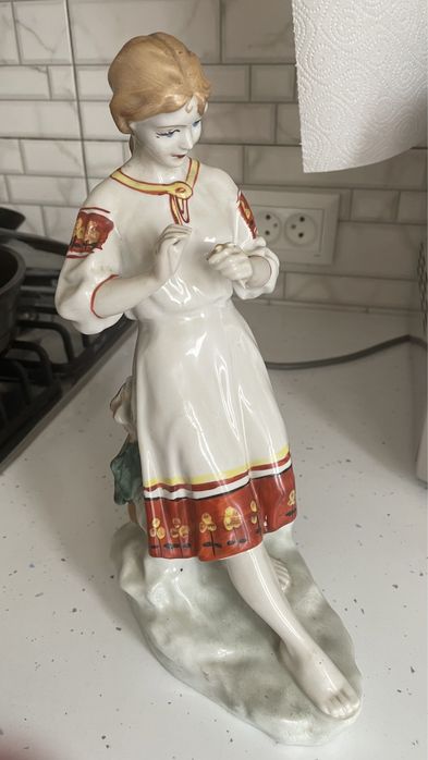 Продаю статуетку