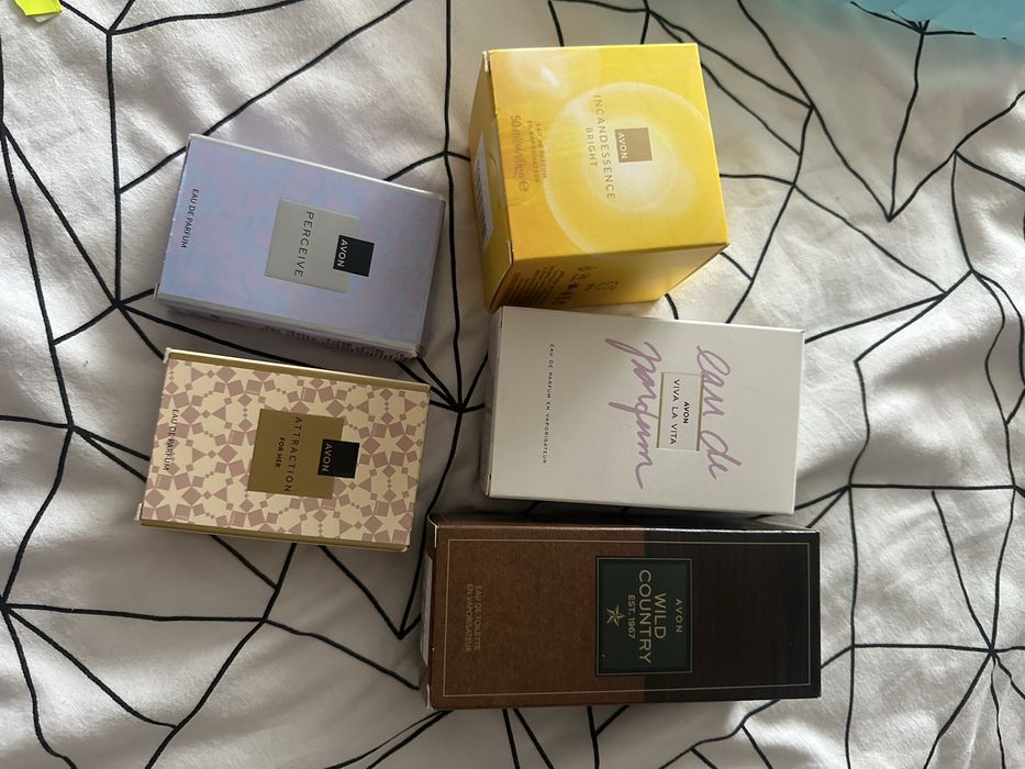 Zestaw perfum avon 5szt
