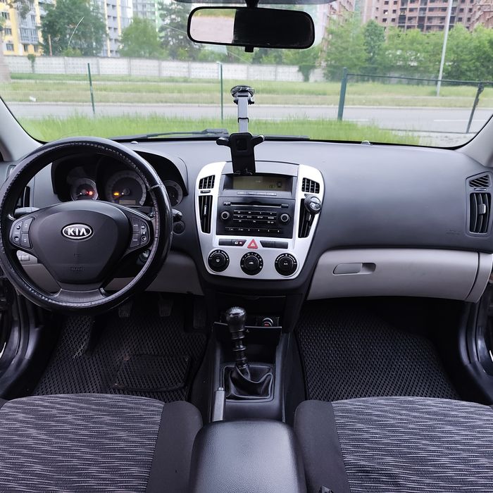 Киа Сид 1.6 газ-бензин