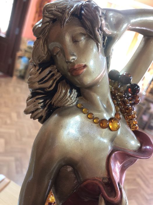 Сувеніри з бурштином