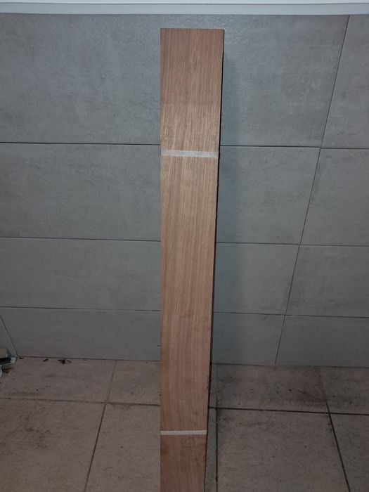 Parquet, soalho, taco, pavimento de madeira de tauari