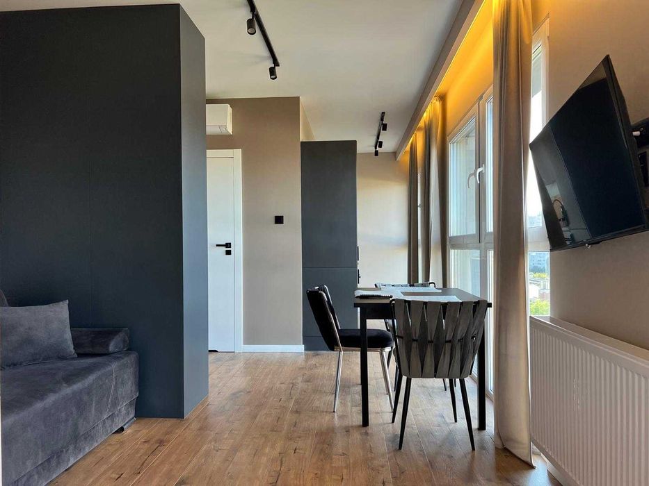 Nowoczesna kawalerka w centrum, 26 m2 - ul. Wigury 23