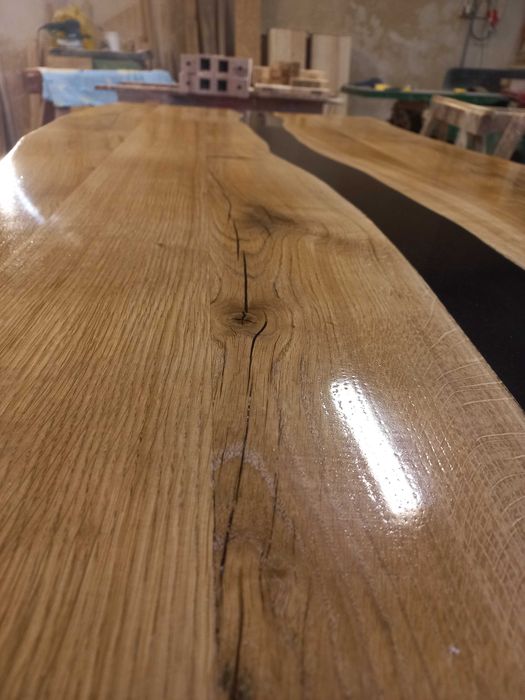 Stół dębowy z żywica epoksydową 160 cm x 75 cm