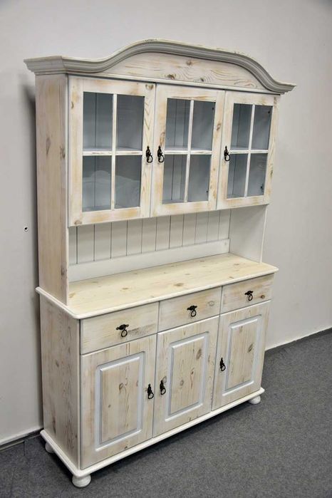 kredens sosnowy - jak nowy