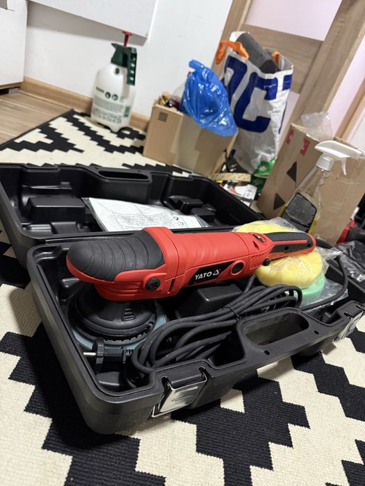 Polerka Yato YT-82200 mimosrodowa 150mm 720w