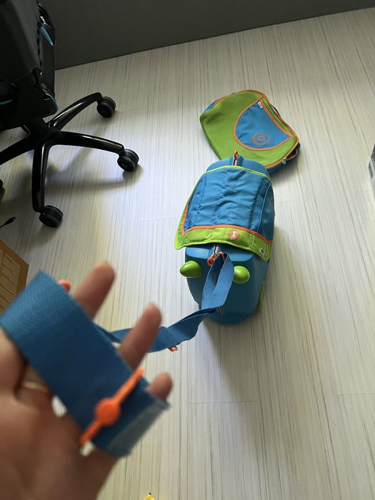 Валіза дитяча на колесах + сумка + переноска