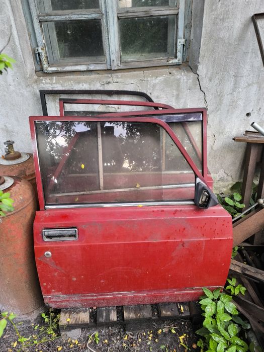 Двері 2104-05-07