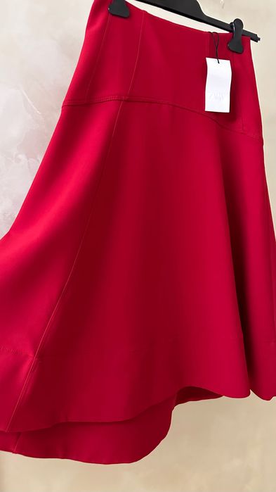 Міді спідниця годе ZARA червона красная юбка миди плотная яркая весна