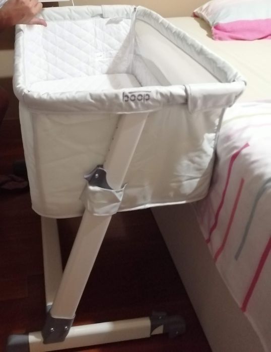 Berço Next to me  A salvo Side