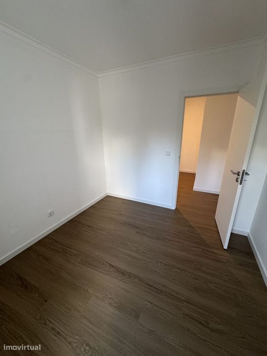 Apartamento T2 Com Elevador | Rinchoa – Rio De Mouro