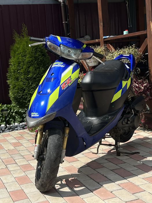 Скутер, Suzuki zz inch up sport