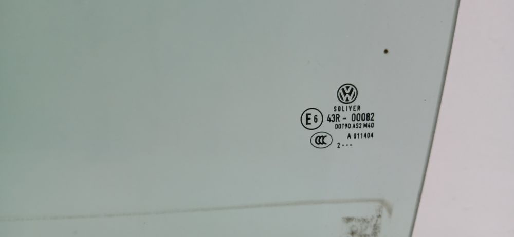 Vidro porta trás esquerdo VOLKSWAGEN Passat Variant (365)