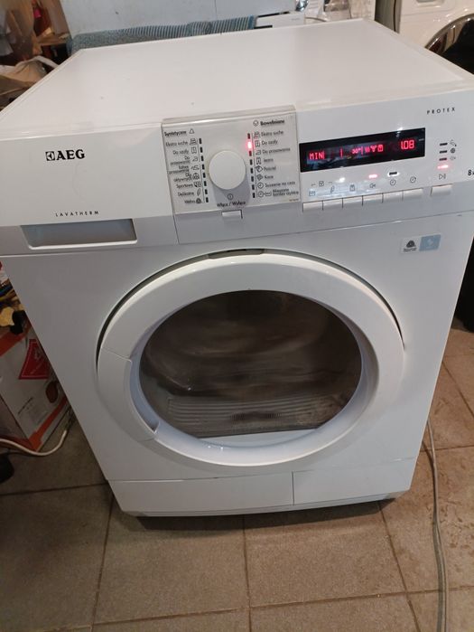 Продам сушарку АЕГ на 8 кг