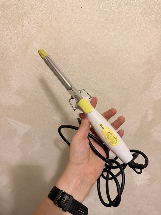 Philips SalonCurl Essential, модель HP4657/00