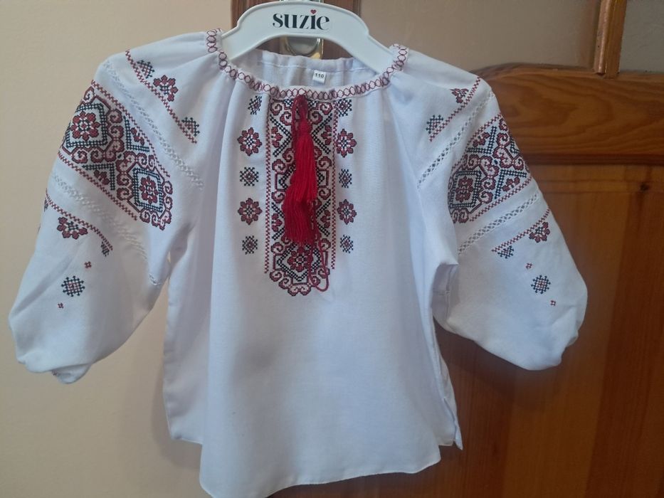Вишиванки для дівчинки