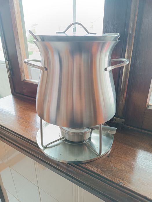 Fondue Bodum completo em aço inox nunca usado