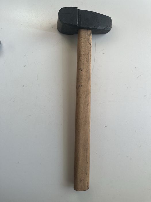 Młot kowalski do pracy