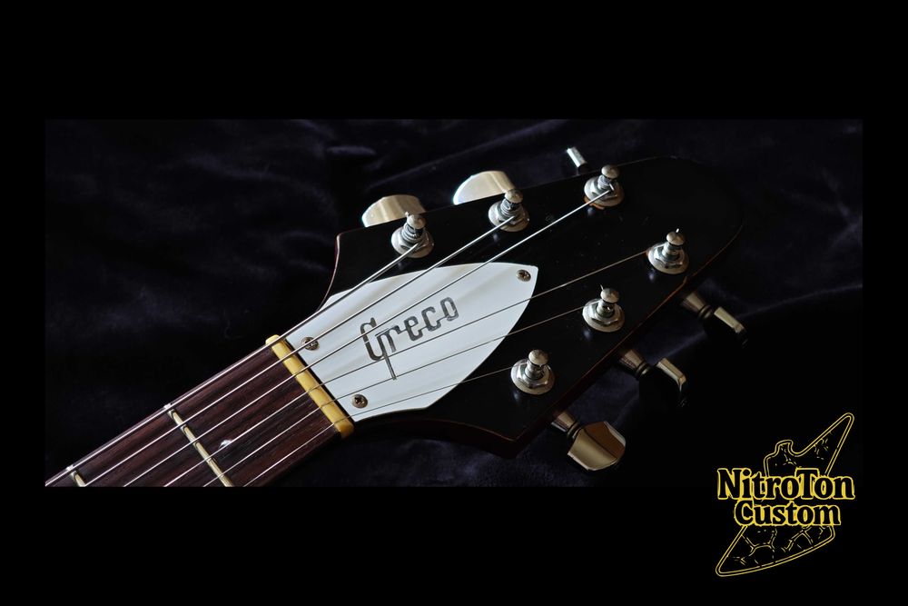 Gitara Greco Flying V