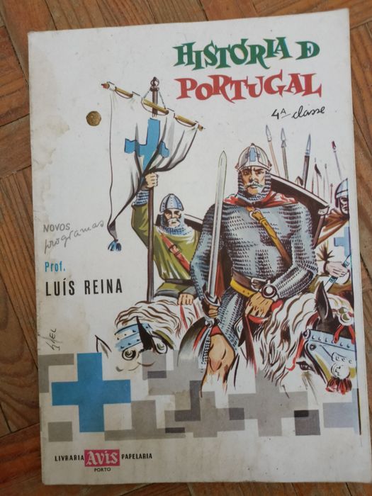 Livro escolar antigo