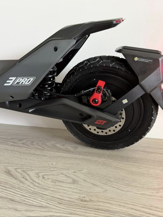 Segway-Ninebot ZT3 Pro (Como Nova) – Trotinete Todo-o-Terreno