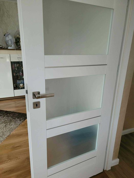 Drzwi (lewe)  białe 90cm