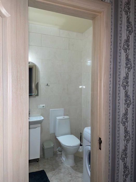 Квартира вільна !Новобудови Люкс класу!р-н ПРОМЕННЯ..Погодинно!