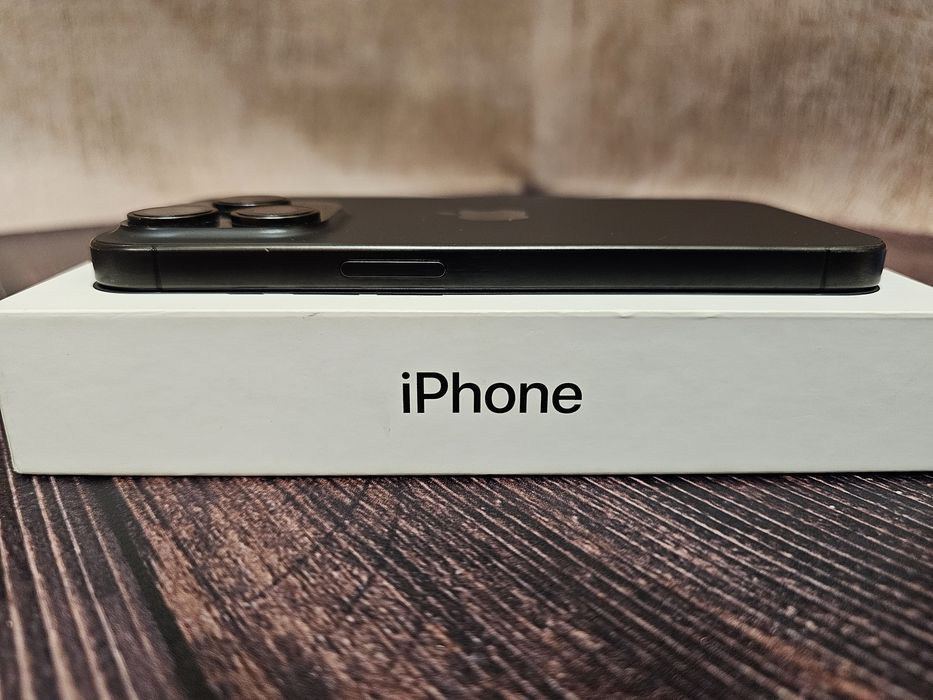 Смартфон Apple iPhone 15 Pro 128Gb Black Titanium 87% з гарантією