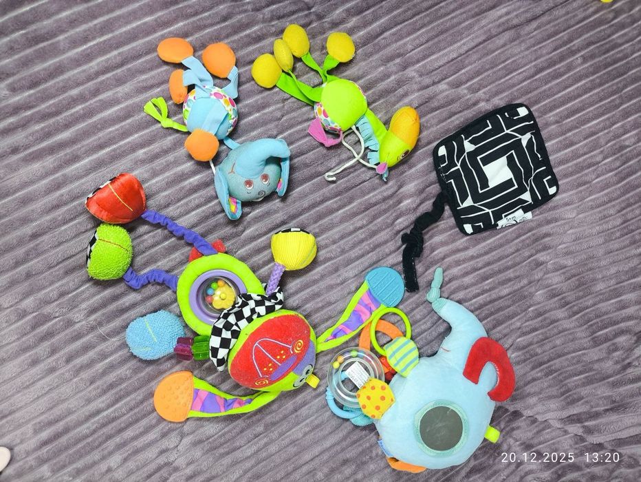 Іграшки для немовлят, ,игрушки для малышей первогодок