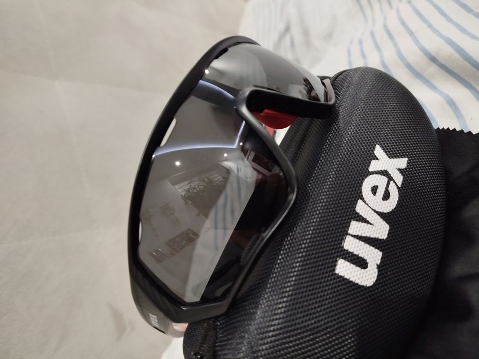 Ultra lekkie okulary sportowe Uvex premium edition