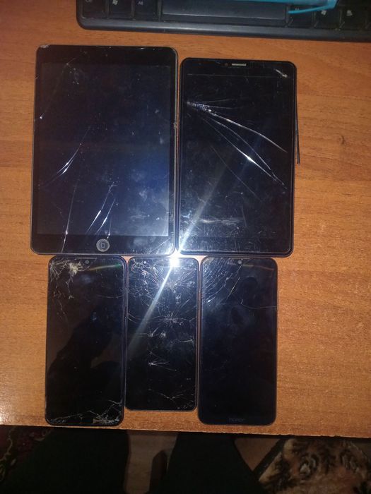 Продам тіліфони на запчасті