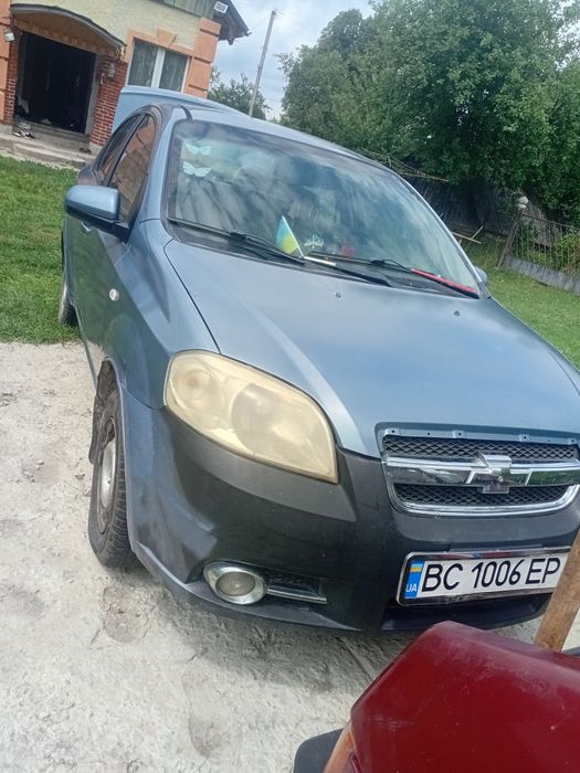 Продаю шевроле в.