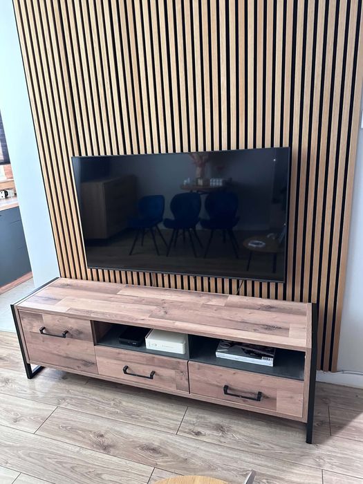 Sprzedam komplet mebli – stan jak nowy!
