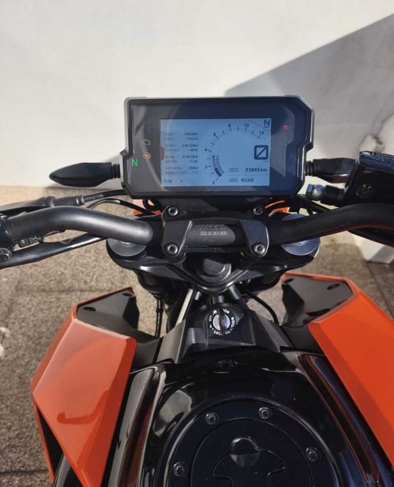 Mota KTM Duke 125