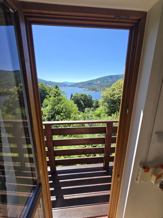 Dom z panoramą. JACUZII  SAUNA  wynajmę dom  na wyłączność.