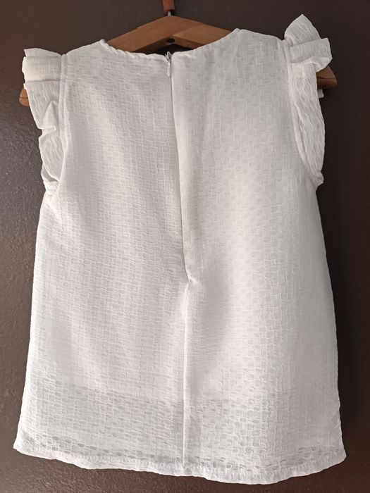 Продам нарядні блузи для дівчинки