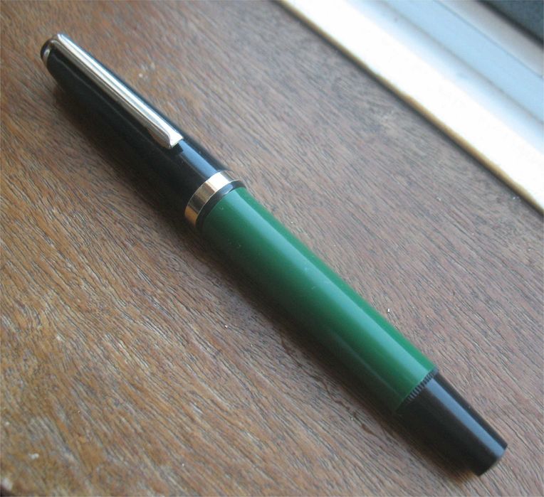 Caneta de Tinta Permanente Antiga